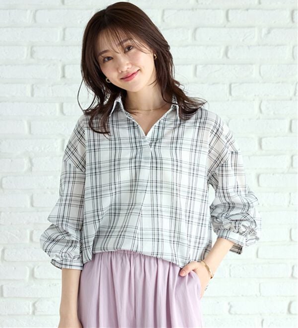 BELLUNA（ベルーナ）の「袖タックデザインスキッパーシャツ（シャツ）」｜詳細画像