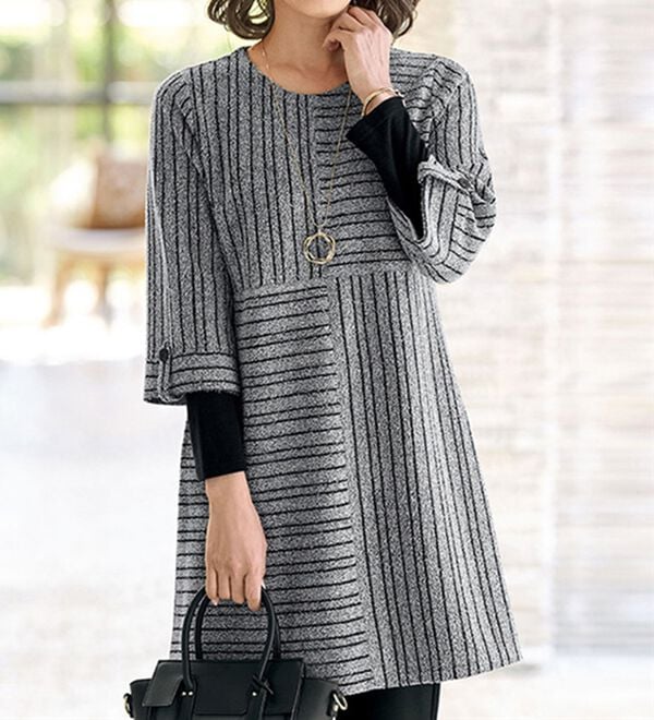 BELLUNA（ベルーナ）の「杢調ストライプ切替チュニック（チュニック）」｜詳細画像