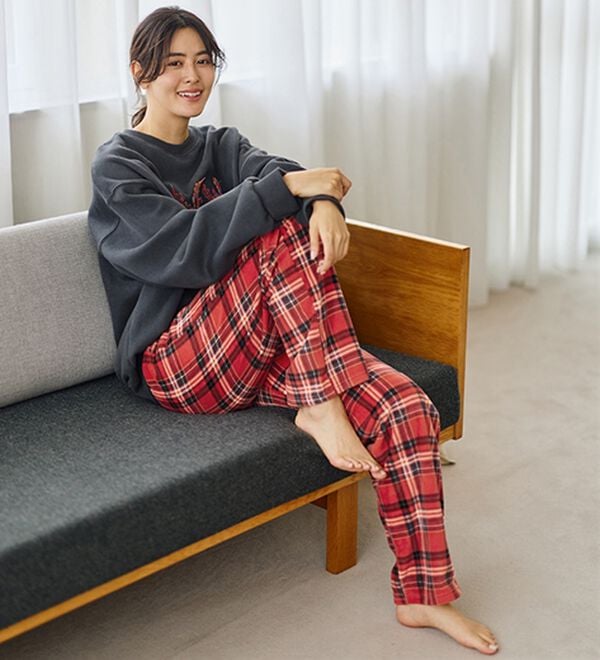LAVIENNE（ラヴィエンヌ）の「肌側綿１００％あったかフリースボトム（その他パンツ）」｜詳細画像