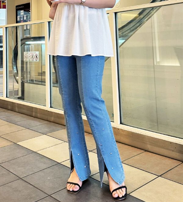 GeeRA（ジーラ）の「ハートスタッズ付フレアーパンツ（フルレングスパンツ）」｜詳細画像