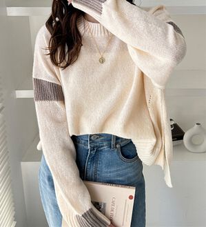 GeeRA（ジーラ）の「配色ラインニットプルオーバー（ニット・セーター）」｜アイボリー