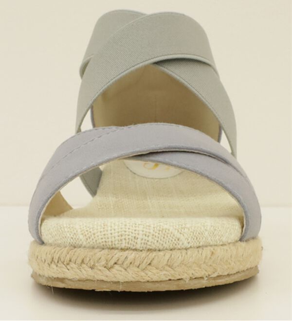 BELLUNA（ベルーナ）の「＜Ｓｏｉｔｔｏ　Ｍｅ＞クッション中敷フィットサンダル（サンダル・ミュール）」｜詳細画像