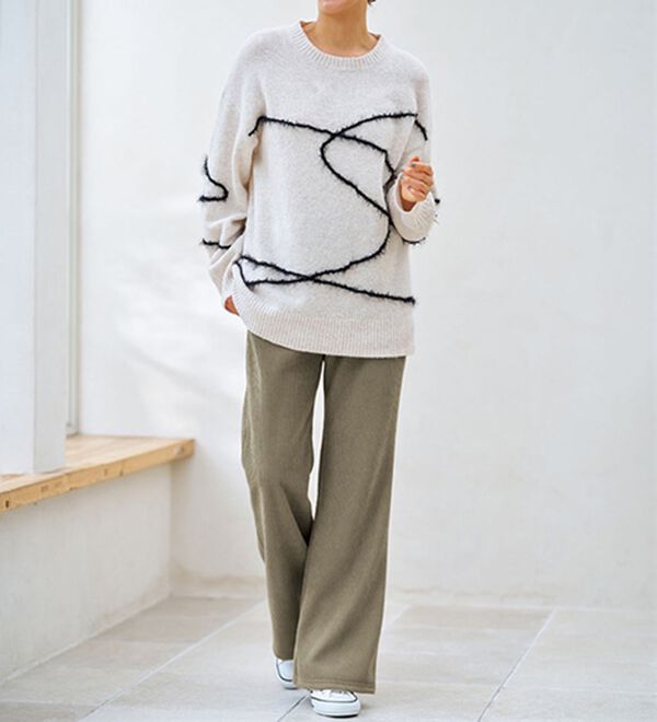 BELLUNA（ベルーナ）の「シュッと体型カバー！縦リブ素材裏ベロアフレアーパンツ（フルレングスパンツ）」｜詳細画像