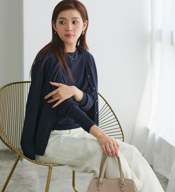 Pierrot（ピエロ）の「【Ｍ～３Ｌ】ふんわり質感プレミアムカシミヤタッチカーディガン（ニットカーディガン）」｜詳細画像