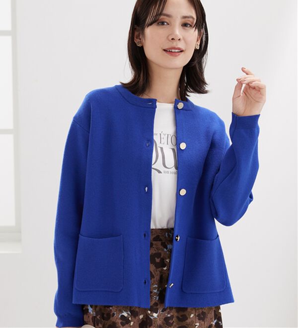 BELLUNA（ベルーナ）の「金ボタン使いニットカーディガン（ニットカーディガン）」｜ロイヤルブルー