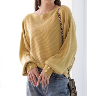 GeeRA（ジーラ）の「【長袖】袖ボタン付ドルマンニットトップス（ニット・セーター）」｜イエロー