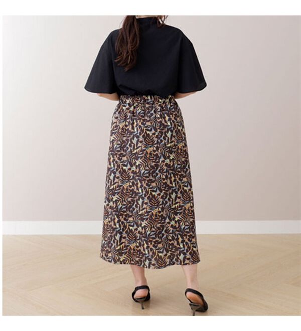 BELLUNA（ベルーナ）の「サッカー素材袖デザインブラウス（ブラウス）」｜詳細画像