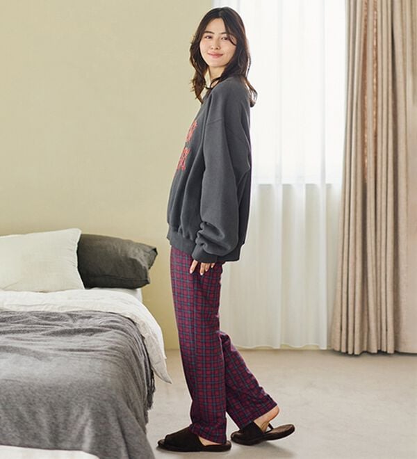LAVIENNE（ラヴィエンヌ）の「肌側綿１００％あったかフリースボトム（その他パンツ）」｜詳細画像