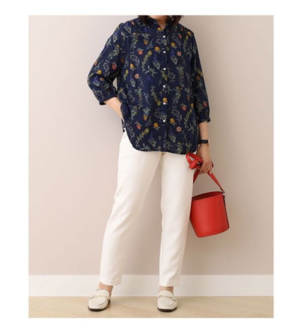 BELLUNA（ベルーナ）の「レーヨンプリントギャザー使いブラウス（ブラウス）」｜詳細画像