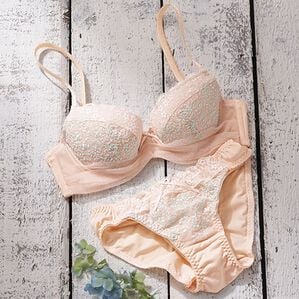 YU'NOW（ユナウ）の「プチプラブラ＆ショーツセット（ブラジャー＆ショーツセット）」｜オレンジ系小花レース