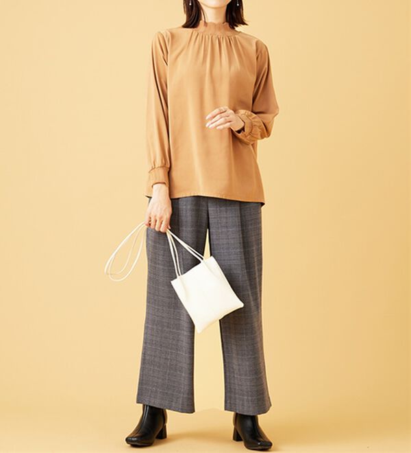 BELLUNA（ベルーナ）の「衿＆袖ニット使い美人顔ブラウス（ブラウス）」｜詳細画像