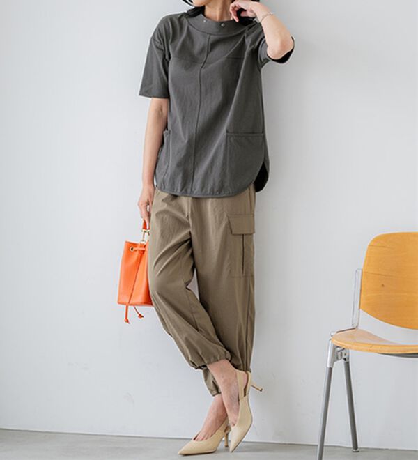 BELLUNA（ベルーナ）の「抗菌防臭綿１００％切替デザインプルオーバー（カットソー）」｜詳細画像