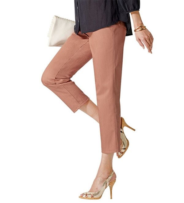 BELLUNA（ベルーナ）の「裏メッシュさらさらストレートパンツ（クロップドパンツ）」｜詳細画像