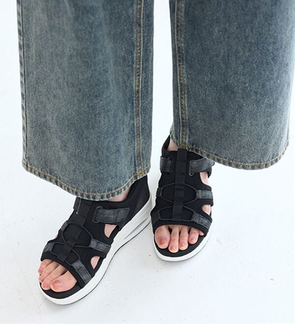 BELLUNA（ベルーナ）の「サッと履けるエアソールスニーカーサンダル（サンダル・ミュール）」｜詳細画像