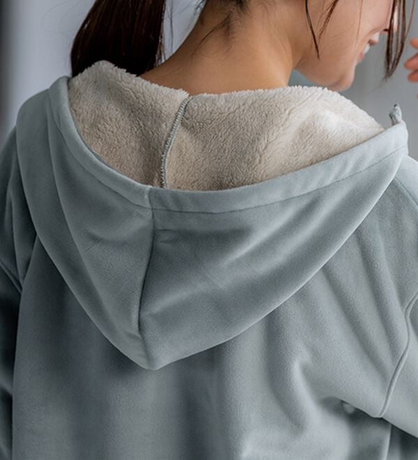 BELLUNA（ベルーナ）の「【快適Ｌａｂ．】リッチベロア素材裏ボアパーカー（パーカー）」｜詳細画像