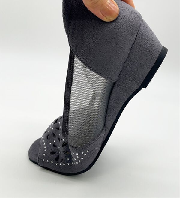 BELLUNA（ベルーナ）の「４Ｅチュールレースウェッジパンプス（パンプス）」｜詳細画像