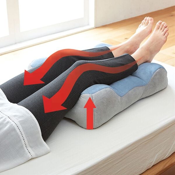 「のびのび腰痛対策脚クッション（クッション・クッションカバー）」｜詳細画像