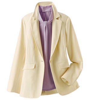 BELLUNA（ベルーナ）の「洗える！暖か蓄熱素材テーラードジャケット（テーラードジャケット）」｜オフ白