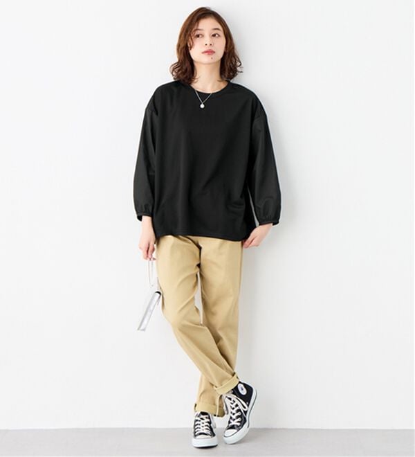 Viola e Viola（ヴィオラ エ ヴィオラ）の「なめらかポンチ異素材切替フレアートップス（カットソー）」｜詳細画像