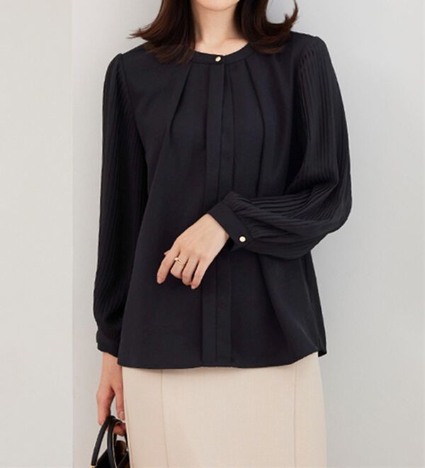 BELLUNA（ベルーナ）の「＜セレモニースタイル＞袖プリーツデザインブラウス（ブラウス）」｜詳細画像