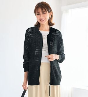 BELLUNA（ベルーナ）の「透かし柄ニットジップブルゾン（ニットカーディガン）」｜黒