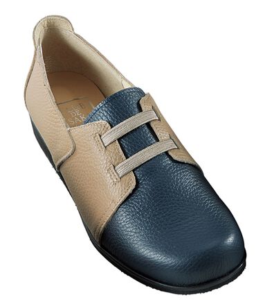 BELLUNA（ベルーナ）の「イタリアンレザー４Ｅゴム紐シューズ（スリッポン）」