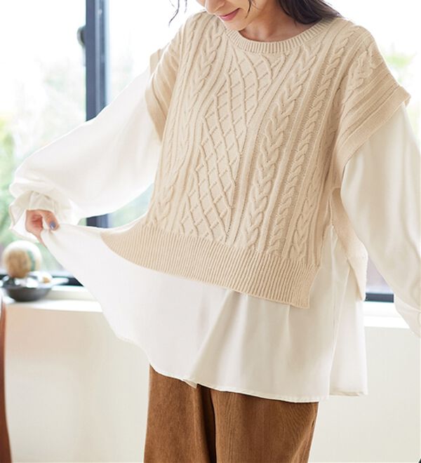 Viola e Viola（ヴィオラ エ ヴィオラ）の「１枚で重ね着が楽しめる！レイヤード風ケーブル編みニットトップス（ニット・セーター）」｜詳細画像