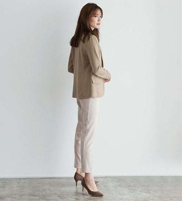 Pierrot（ピエロ）の「ＯＮ／ＯＦＦ使えるポンチ素材テーラードジャケット（テーラードジャケット）」｜詳細画像