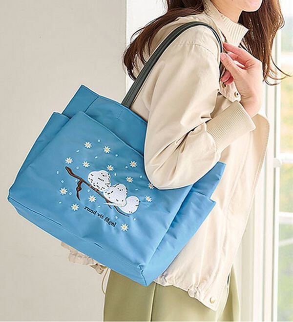 A4対応！ポケットいっぱい刺繍トート - ベルーナ【公式】