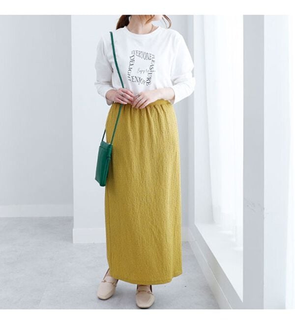 BELLUNA（ベルーナ）の「シャーリング素材ペンシルスカート（ロングスカート）」｜詳細画像