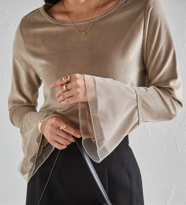 RANAN（ラナン）の「フレアーチュール袖ベロアプルオーバー（カットソー）」｜詳細画像