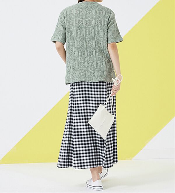 BELLUNA（ベルーナ）の「ストレッチレース調ハイネックプルオーバー（カットソー）」｜詳細画像