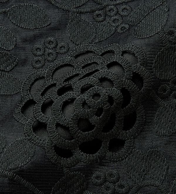 袖レース濃黒ニットワンピース - ベルーナ【公式】