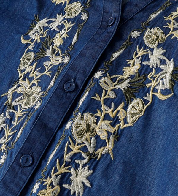 BELLUNA（ベルーナ）の「デニム素材華やか刺しゅうワンピース（その他ワンピース）」｜詳細画像