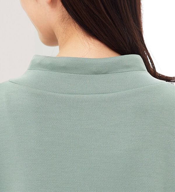 BELLUNA（ベルーナ）の「上品見えとろみワイドネックプルオーバー（カットソー）」｜詳細画像