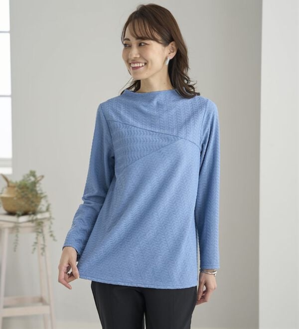 BELLUNA（ベルーナ）の「波柄ジャカード切替デザインプルオーバー（カットソー）」｜詳細画像