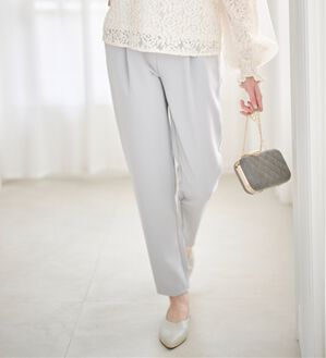 RANAN（ラナン）の「【選べる股下】美脚シルエットタックパンツ（股下６１・６５ｃｍ）（フルレングスパンツ）」｜シルバーグレー