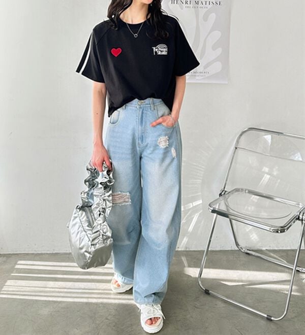 GeeRA（ジーラ）の「ハート刺しゅうラインＴシャツ（カットソー）」｜詳細画像