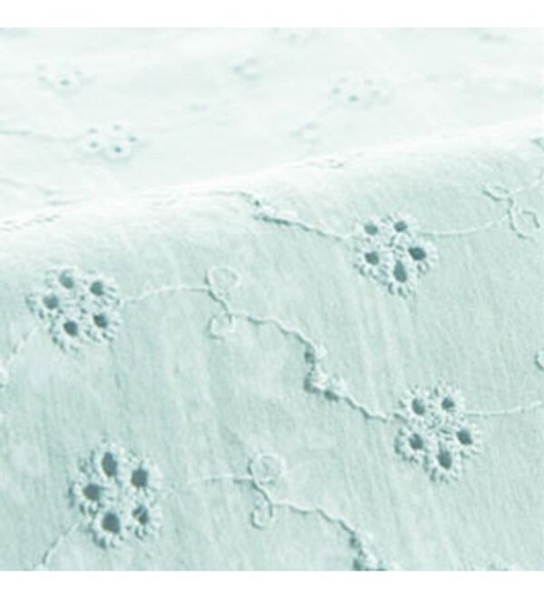 BELLUNA（ベルーナ）の「綿１００％刺しゅう使いプリントチュニック（チュニック）」｜詳細画像