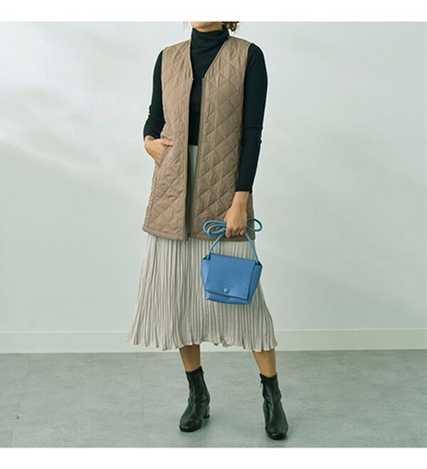 BELLUNA（ベルーナ）の「【マジ軽ウォーム】蓄熱保温キルトロングベスト（ポーチ付）（ベスト）」｜詳細画像