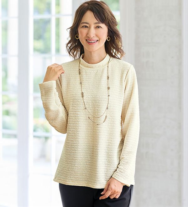 BELLUNA（ベルーナ）の「《コーディネートに！》ふくれジャカードプルオーバー（カットソー）」｜オフ白