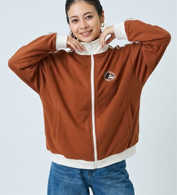 「＜Disney＞【ミッキー＆ミニー】フェイス刺しゅう裏毛トラックジャケットキャメル（ミッキー）（パーカー）」｜詳細画像