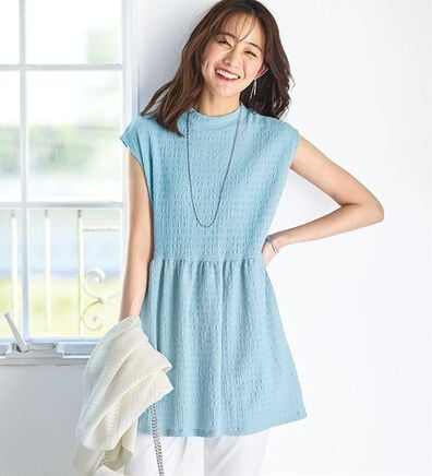 BELLUNA（ベルーナ）の「＜猛暑対策＞肌ばなれの良い着やせハイネックチュニック（チュニック）」