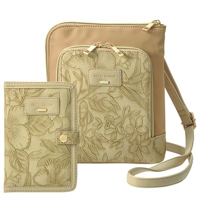 ルフラン（ルフラン）の「【２点セット】フラワー型押しショルダー＆ポーチ（ショルダーバッグ）」