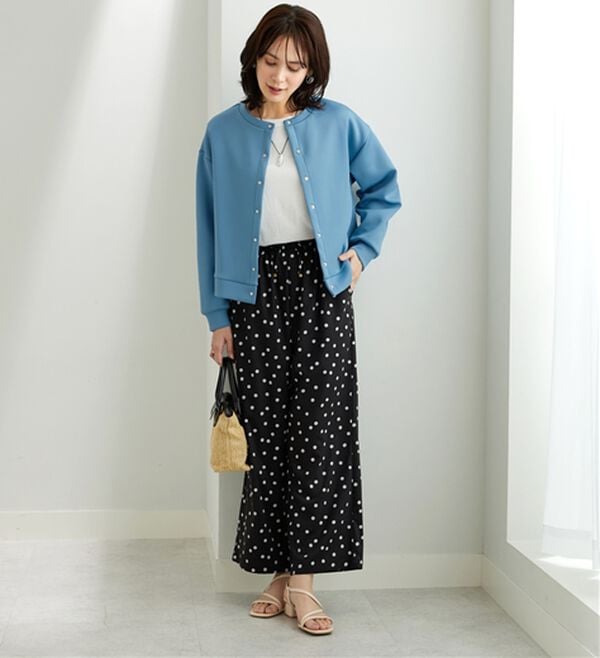 BELLUNA（ベルーナ）の「きれい見えスナップボタンカーディガン（ニットカーディガン）」｜詳細画像