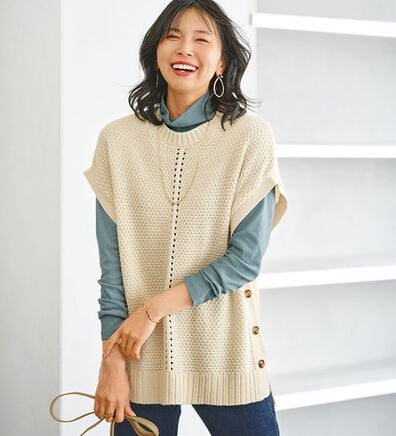 BELLUNA（ベルーナ）の「ボタン使いゆったりニットベスト（ベスト）」