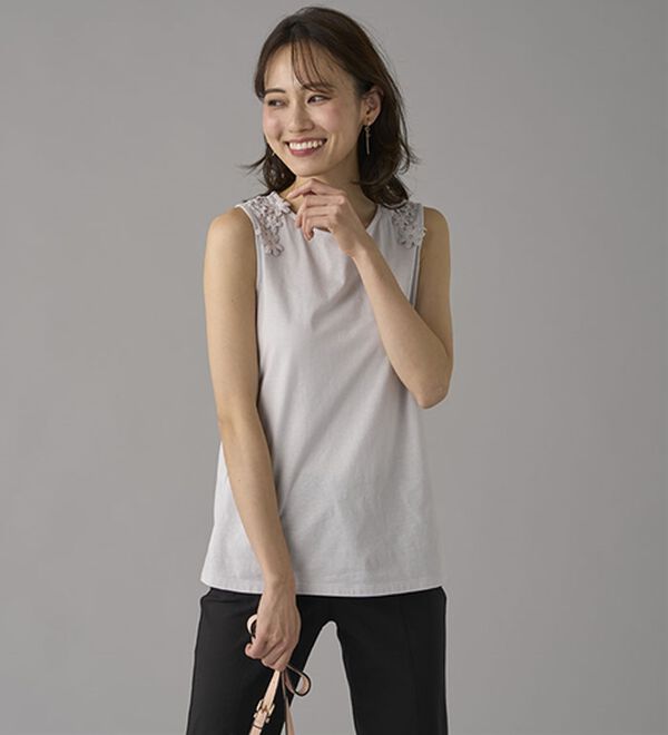 BELLUNA（ベルーナ）の「綿混素材脇汗対策フラワーレースインナー（タンクトップ・キャミソール）」｜詳細画像