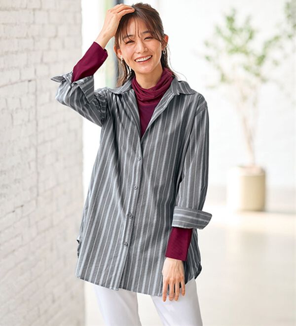 BELLUNA（ベルーナ）の「チュールデザイン首元ゆったりインナー（カットソー）」｜詳細画像