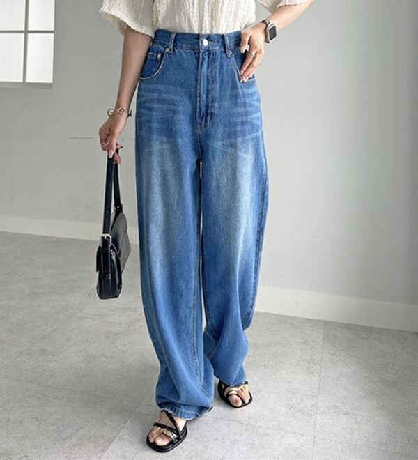 GeeRA（ジーラ）の「ハイウエストストレートデニム（ワイドパンツ・ガウチョ）」｜詳細画像