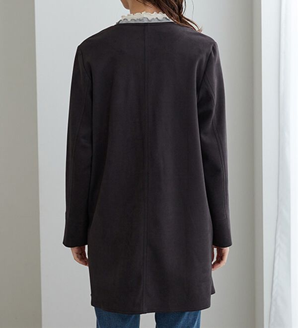 BELLUNA（ベルーナ）の「スエード調ノーカラーロング丈ジャケット（ノーカラージャケット）」｜詳細画像